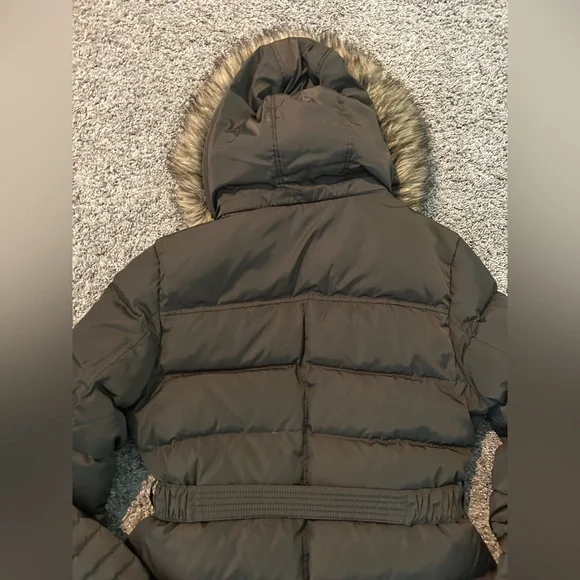 Michael Kors brown winter coat. Size M. Water resistant. Warm! Great condition! - Picture 6 of 8